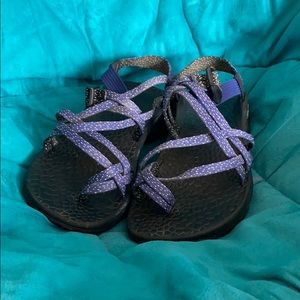 Double Strap, Toe Loop Chaco’s!